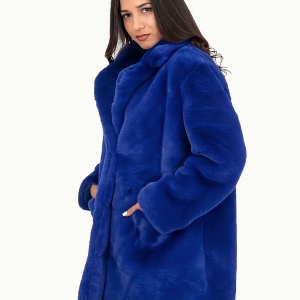 Women’s Royal Blue Faux Fur Jacket – Size 2XL - Picture 3 of 8